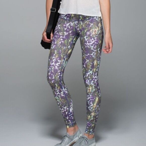 Lululemon Wunder Under Luxtreme Floral Leggings - Picture 7 of 7